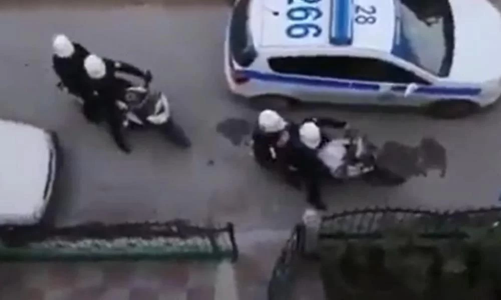 Αστυνομικοί στα σπίτια για να "σιγήσουν οι ψαλμωδιες";